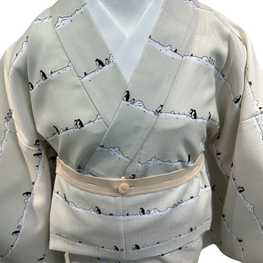 YOURかんたん着物 ペンギン風景 | 遊び心とエレガンスが同居する着物