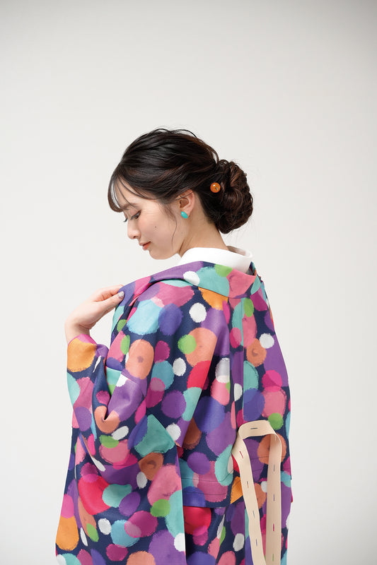 YOURかんたん着物 たなごころ | 色鮮やかな水玉模様が織りなすモダンでカジュアルな着物