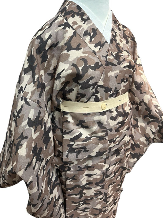 YOURかんたん着物 ウッドランド迷彩 | カモフラ柄を上品に表現したスタイリッシュな着物