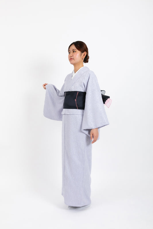 YOURかんたん着物 ユメ桜 | クラシカルな美しさとモダンな遊び心を両立させたデザイン