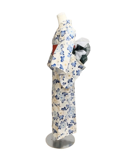 YOUR 簡約浴衣 龜背竹圖樣 | 清爽復古摩登的可水洗聚酯纖維浴衣，在水藍色底色上大膽的棕色葉子圖案顯得格外亮眼