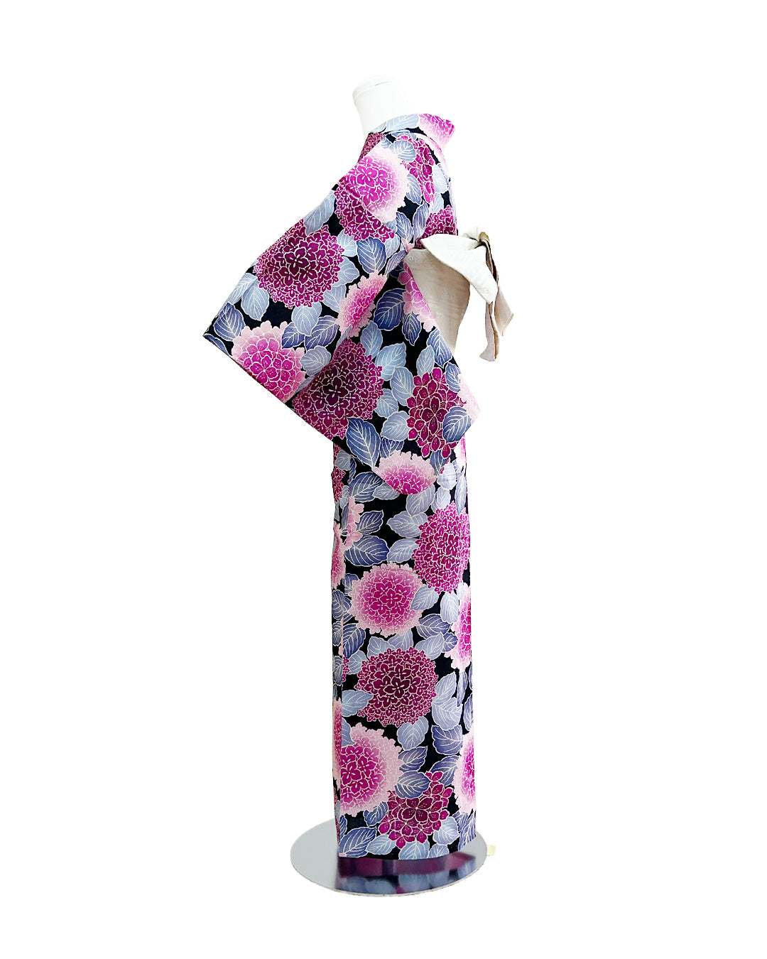 YOUR かんたん浴衣 艶紫陽花 | 華やかなマゼンタピンクと大ぶりのあじさいが織りなすレトロモダンな洗える綿浴衣