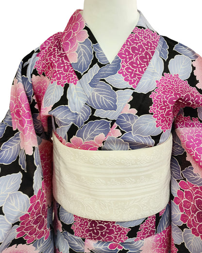 YOUR かんたん浴衣 艶紫陽花 | 華やかなマゼンタピンクと大ぶりのあじさいが織りなすレトロモダンな洗える綿浴衣