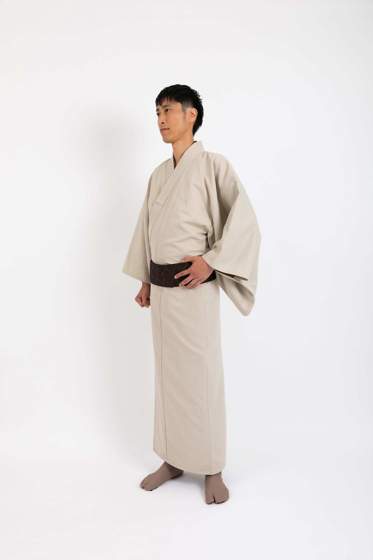 単衣　唐花模様　染と織の手織り紬 単衣】トール＆ゆとりサイズ 草木染 縞柄 置賜紬 | 大山キモノ